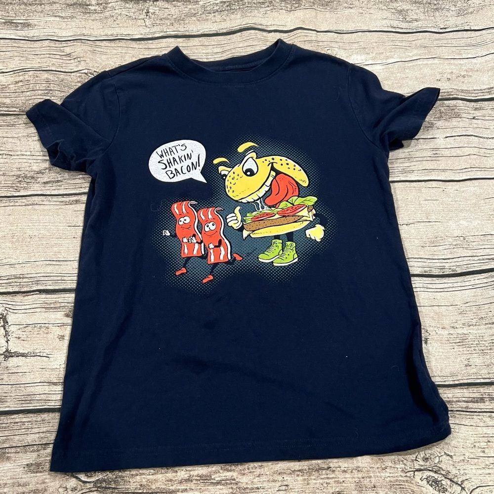 🙌🏻free🙌🏻 navy blue Cat and Jack “what’s shakin bacon” tee size medium 8/10